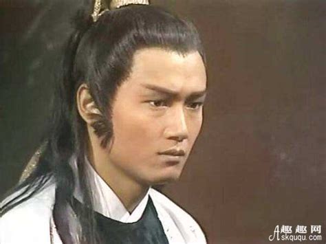 杨康的扮演者 杨康是怎么死的