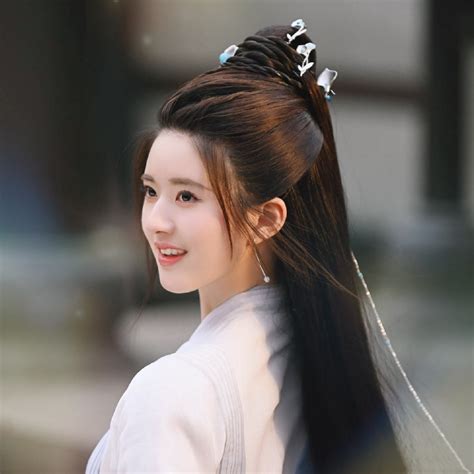 赵露思《且试天下》 赵露思在《且试天下》中饰演什么角色