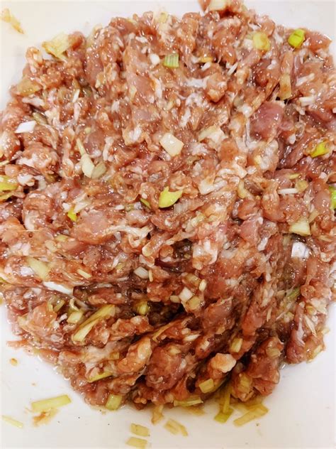 猪肉饺子馅配啥菜好吃又营养(猪肉馅饺子配菜大全窍门)