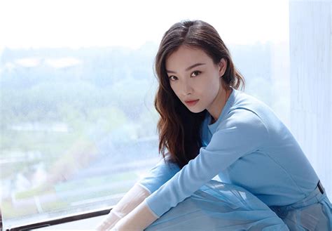 倪妮是倪萍的女儿? 家庭背景大揭秘