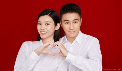 何猷君奚梦瑶结婚了!二人晒出结婚证件照官宣秀恩爱!