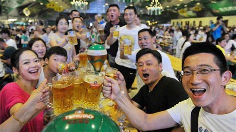 中国“最爱”喝酒的5座城市,沈阳仅排第二,第一名以酒文化闻名