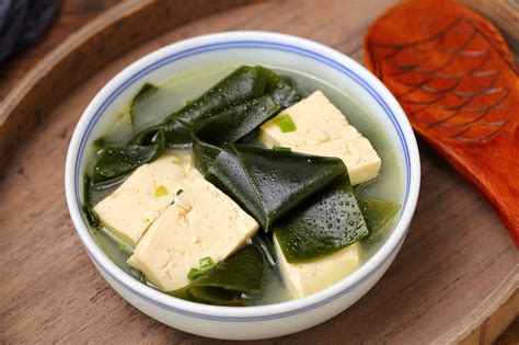 为什么很多人做豆腐海带汤做得不好吃,原来是第一步做错