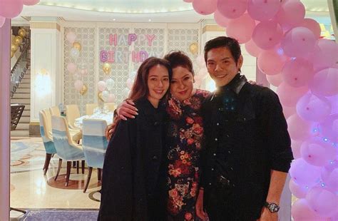 向佐回应没有陪郭碧婷待产 称自己将来会是慈父